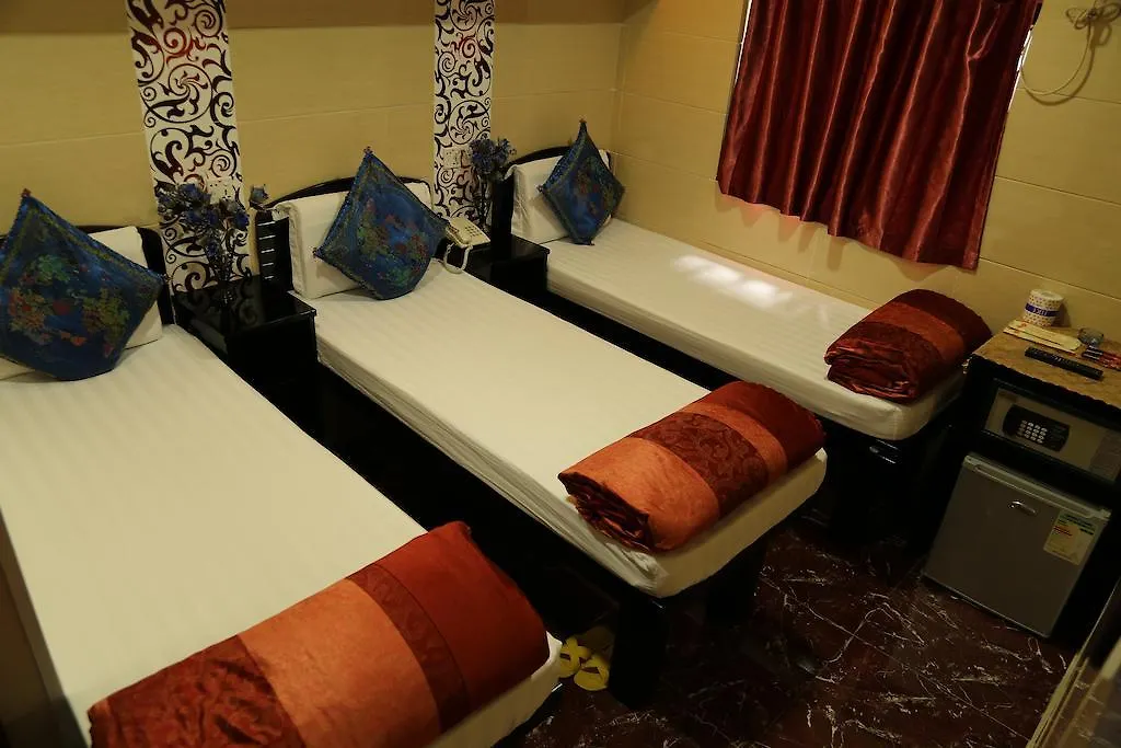 Pensjonat Russian Hostel Hongkong