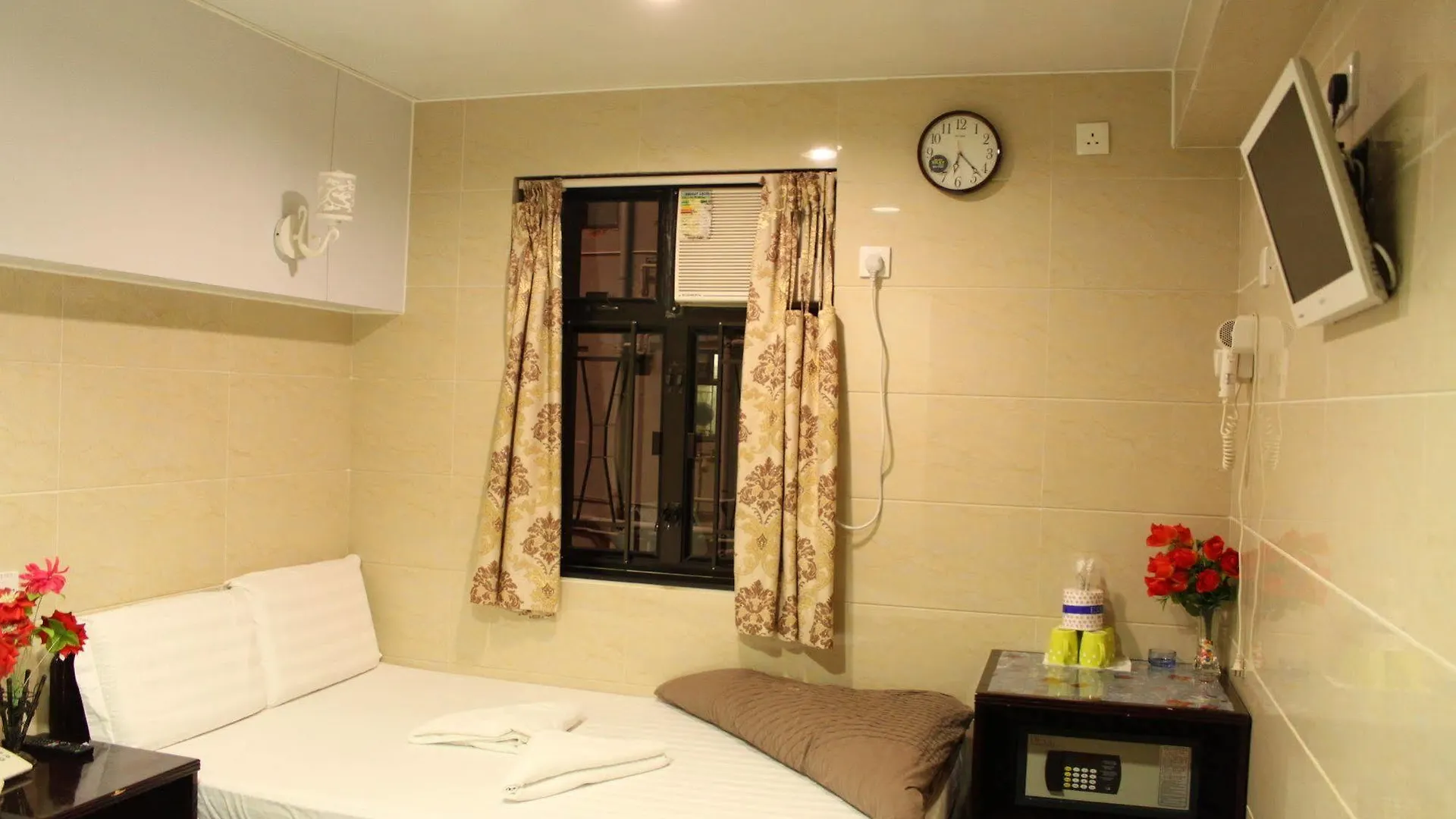 Russian Hostel Hongkong 0*,  Chiny