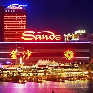 5* Otel Sands