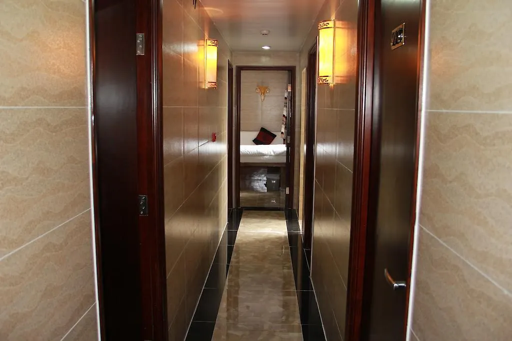 Konukevi Russian Hostel Hong Kong Çin