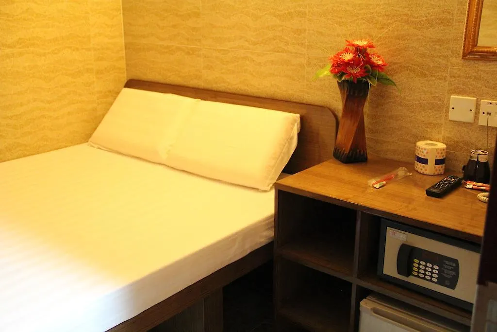 Russian Hostel Hong Kong 0*,  Çin
