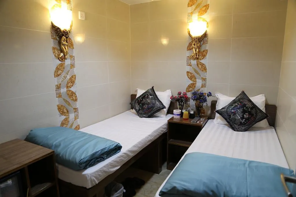 Russian Hostel Hong Kong 0*,