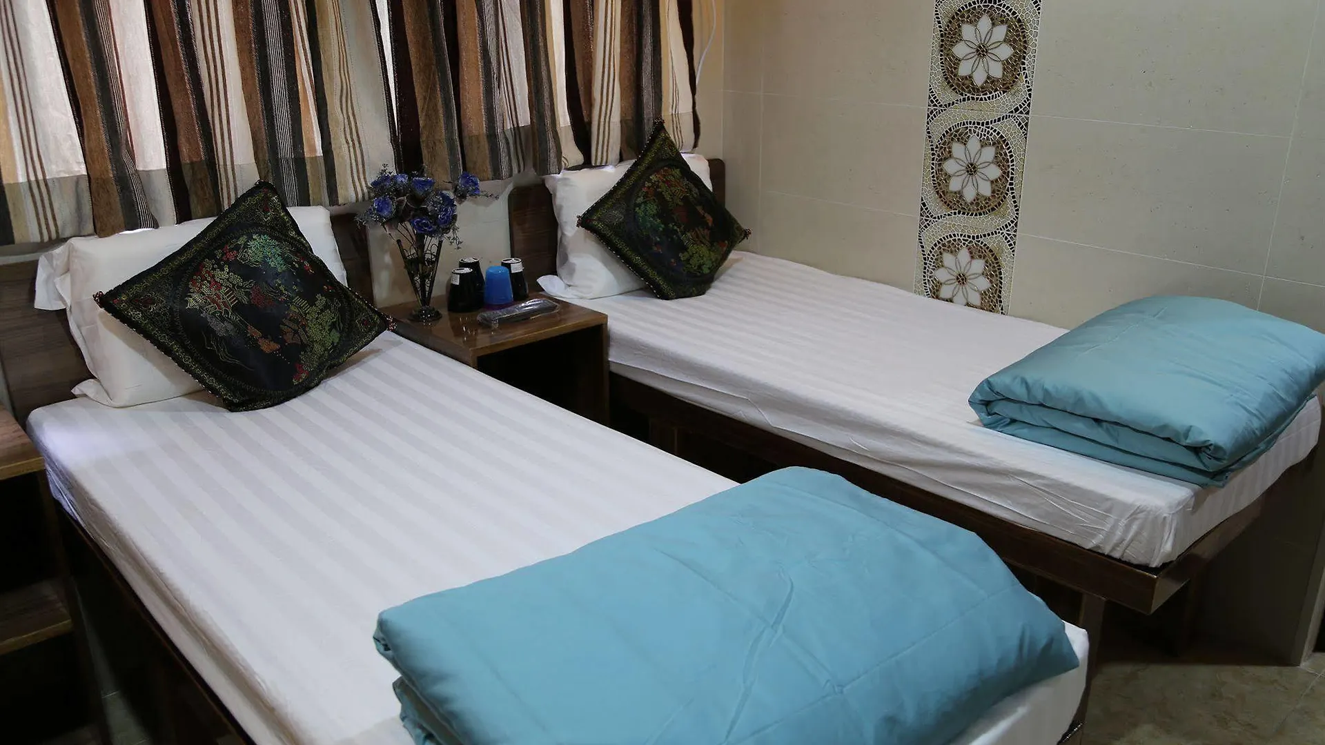Konukevi Russian Hostel Hong Kong Çin